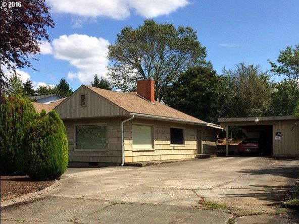 859 Lookingglass Road, Roseburg, OR 97471